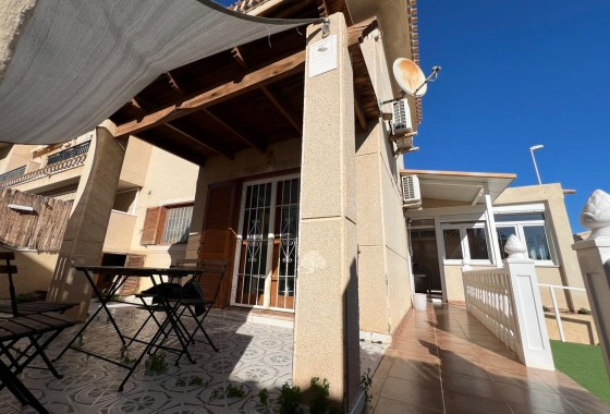 Revente - Villa mitoyenne -
Orihuela Costa - Playa Flamenca