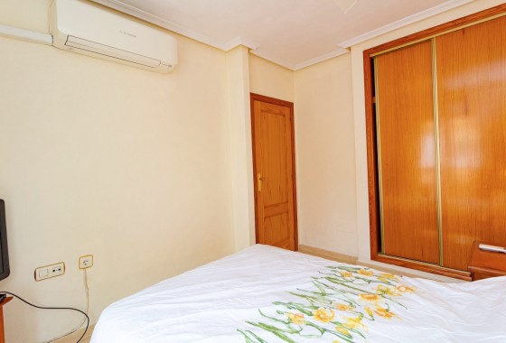 Herverkoop - Stadswoning -
Playa Flamenca