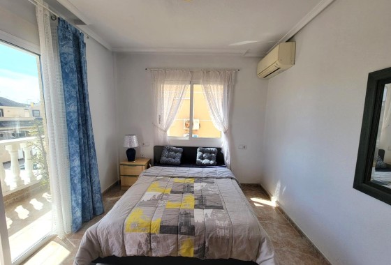 Venta - Casa de pueblo -
Pilar de la Horadada - Torre de la Horadada