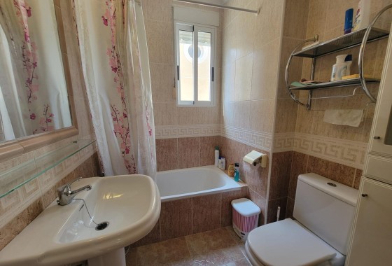 Venta - Casa de pueblo -
Pilar de la Horadada - Torre de la Horadada