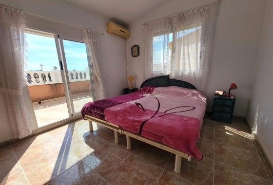 Venta - Casa de pueblo -
Pilar de la Horadada - Torre de la Horadada