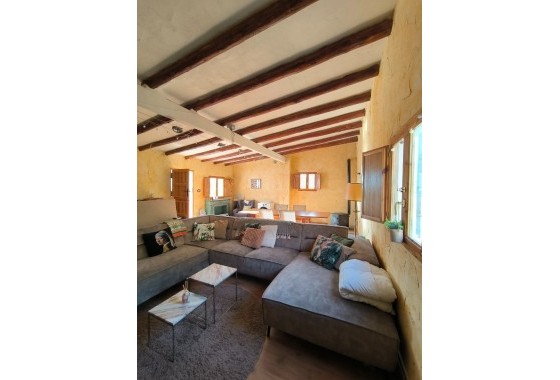 Herverkoop - Finca / Landhuis -
Fortuna