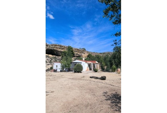 Herverkoop - Finca / Landhuis -
Fortuna