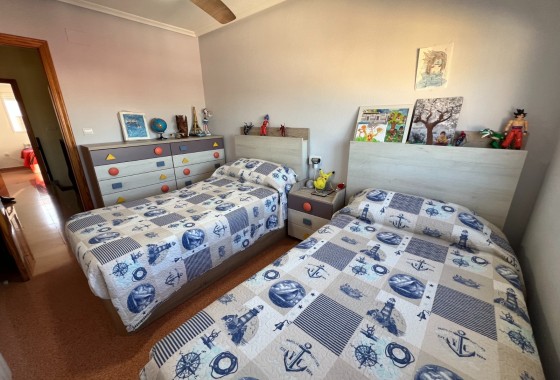 Sprzedaż - Dom miejski -
Hondón de las Nieves