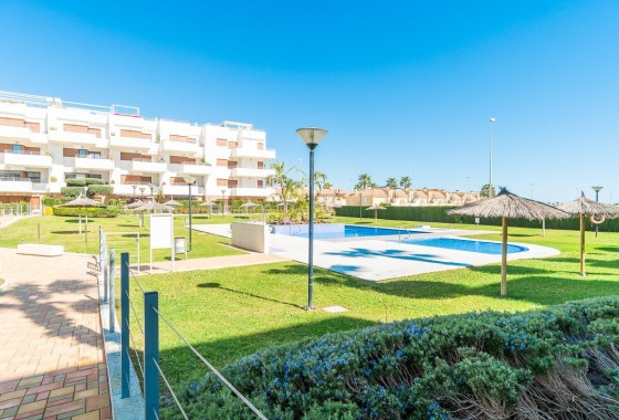 Venta - Apartamento piso -
Orihuela Costa - Dehesa de campoamor