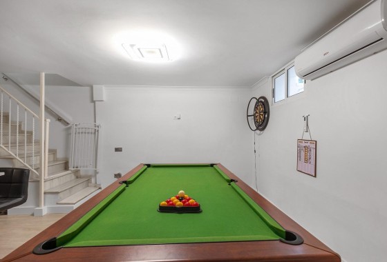 Sale - Detached Villa -
Guardamar del Segura - Urbanizaciones