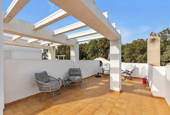 Sale - Detached Villa -
Guardamar del Segura - Urbanizaciones