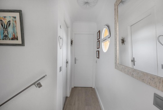 Sale - Detached Villa -
Guardamar del Segura - Urbanizaciones