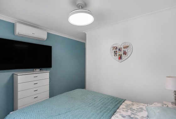 Sale - Detached Villa -
Guardamar del Segura - Urbanizaciones