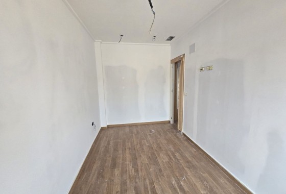 Obra Nueva - Chalet Independiente -
Salinas