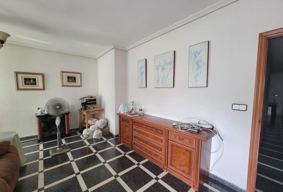 Sprzedaż - Apartament mieszkanie -
Torrevieja - Center