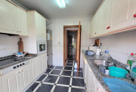 Sprzedaż - Apartament mieszkanie -
Torrevieja - Center