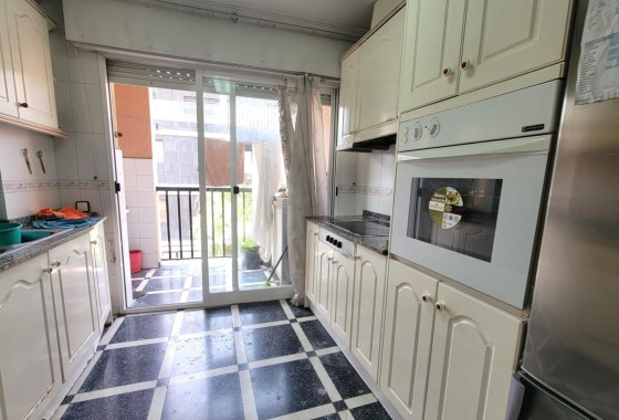 Sprzedaż - Apartament mieszkanie -
Torrevieja - Center