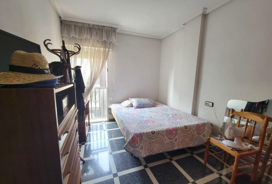 Sprzedaż - Apartament mieszkanie -
Torrevieja - Center