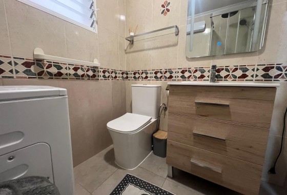 Revente - Appartement -
Torrevieja - Centro