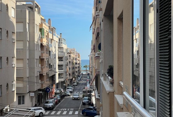 Revente - Appartement -
Torrevieja - Centro