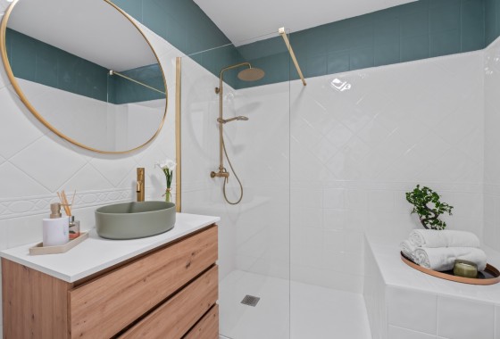 Resale - Stadthaus -
La Florida