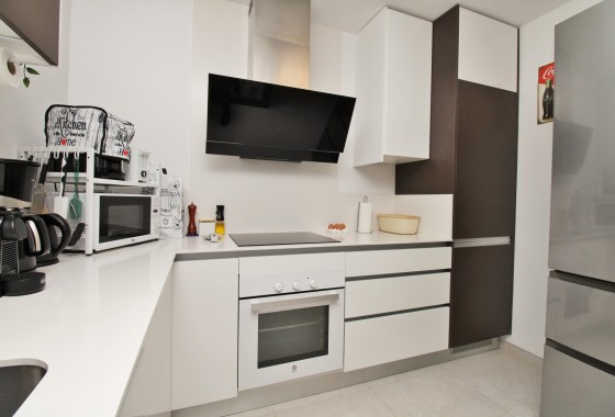 Sale - Town house -
Villamartín