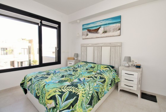 Sale - Town house -
Villamartín