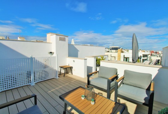 Sale - Town house -
Villamartín