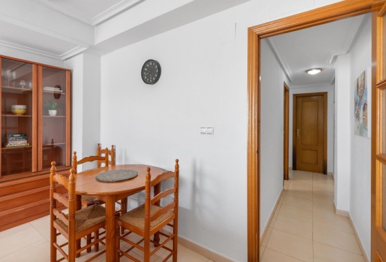 Herverkoop - Appartement / Flat -
Torrevieja - Playa de los Locos