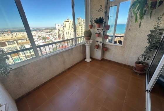 Revente - Appartement -
Torrevieja - Torre la mata