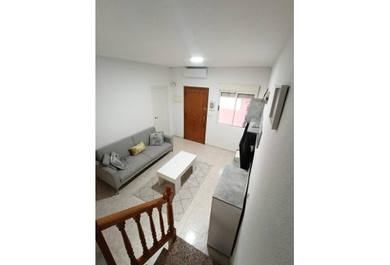 Revente - Maison de ville -
Torrevieja - Torretas