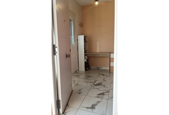 Revente - Maison de ville -
Torrevieja - Torretas