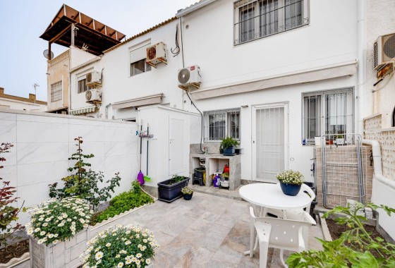 Revente - Maison de ville -
Torrevieja - Calas blanca