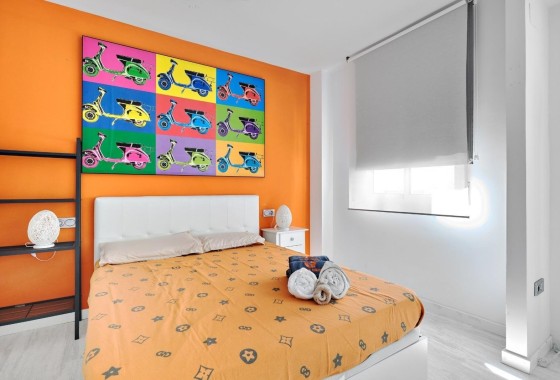 Revente - Appartement -
Torrevieja - Playa del Cura