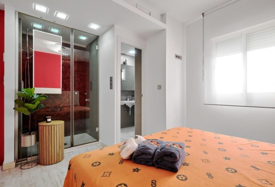 Revente - Appartement -
Torrevieja - Playa del Cura