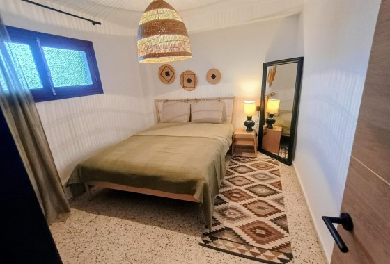 Revente - Appartement -
Guardamar del Segura - Urbanizaciones