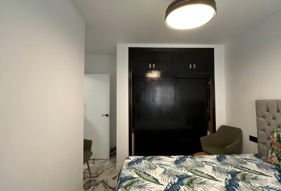 Revente - Appartement -
Torrevieja - Playa del Cura