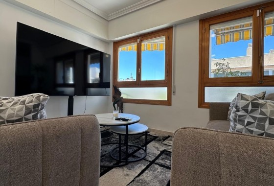 Revente - Appartement -
Torrevieja - Centro