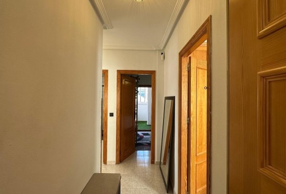 Revente - Appartement -
Torrevieja - Centro