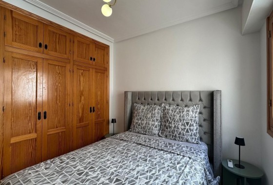 Revente - Appartement -
Torrevieja - Centro