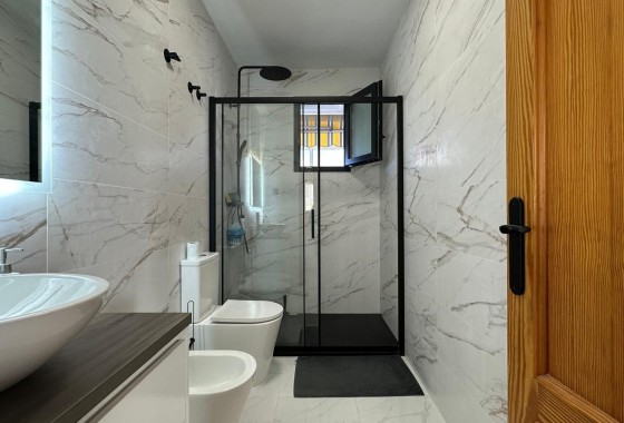 Revente - Appartement -
Torrevieja - Centro