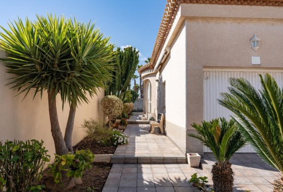 Resale - Freistehende Villa -
Orihuela Costa - Playa Flamenca