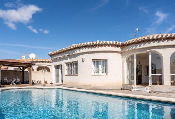 Resale - Freistehende Villa -
Orihuela Costa - Playa Flamenca