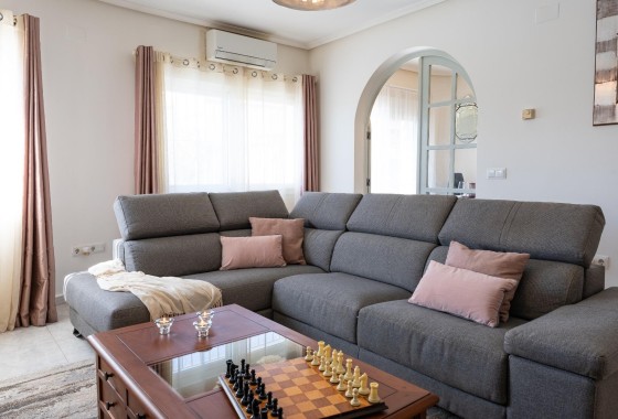 Resale - Freistehende Villa -
Orihuela Costa - Playa Flamenca