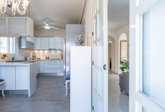 Resale - Freistehende Villa -
Orihuela Costa - Playa Flamenca