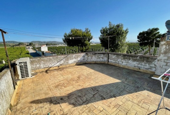 Wiederverkauf - Finca / Landhaus -
Orihuela