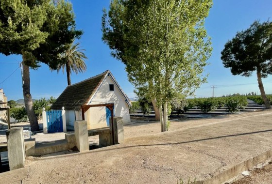 Wiederverkauf - Finca / Landhaus -
Orihuela