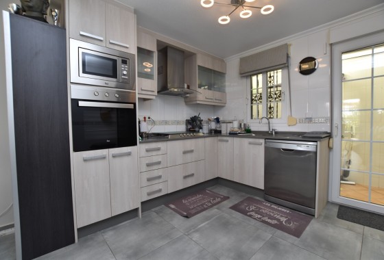 Resale - Freistehende Villa -
Orihuela Costa - Los Dolses