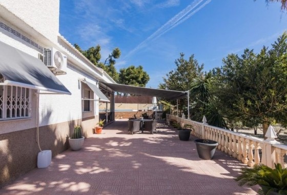 Herverkoop - Vrijstaande Villa -
Elche