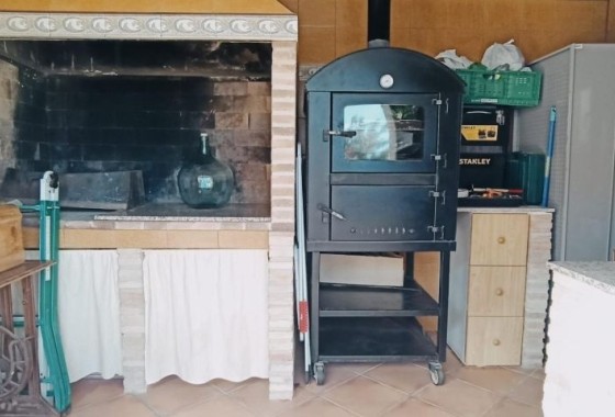 Herverkoop - Vrijstaande Villa -
Elche