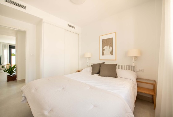 Obra Nueva - Casa de pueblo -
Cox