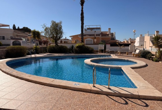 Herverkoop - Halfvrijstaande villa -
Ciudad Quesada - Rojales - Rojales