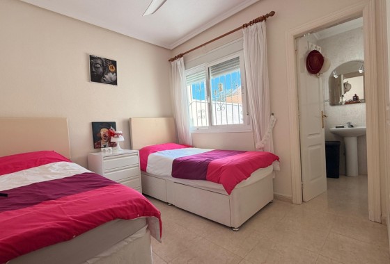 Herverkoop - Halfvrijstaande villa -
Ciudad Quesada - Rojales - Rojales