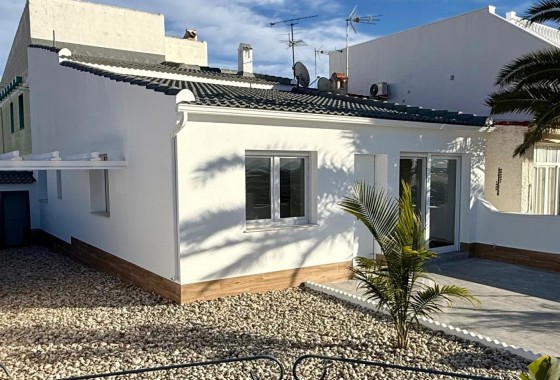 Herverkoop - Halfvrijstaande villa -
Ciudad Quesada - Rojales - Rojales